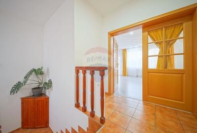 CENTRAL - Cladire birouri DE INCHIRIAT - 28