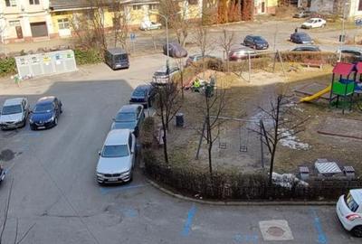 Garsonieră decomandată, mobilată în Bartolomeu - 4