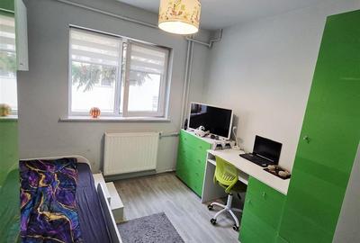 Apartament cu 3 camere semidecomandat, mobilat în Dâmbovița - 10