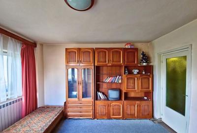OSTROVENI - 3 CAMERE, DECOMANDAT, 2 BAI - 3