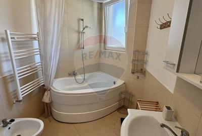 Apartament cu 3 camere de inchiriat - 10