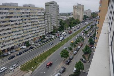 Apartament cu 3 camere decomandat în Costin Georgian - 10