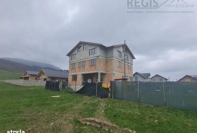 Casă cu 4 camere în Central - 13