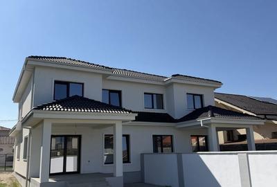 Casă cu 4 camere în Ghiroda - 3