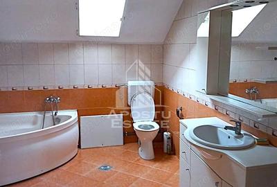 Apartament cu 3 camere decomandat în Grădiște - 2