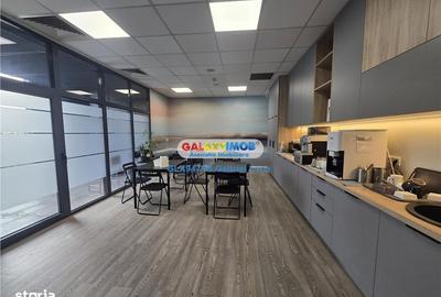 Spațiu comercial, de 500 mp, în Central - 8