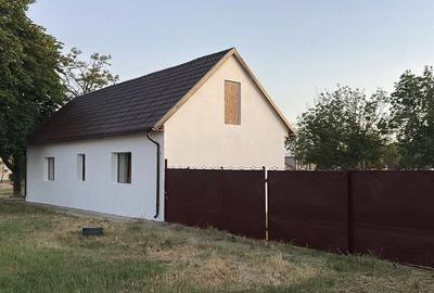 Casă cu 3 camere cu Teren 800 Mp în Cruceni