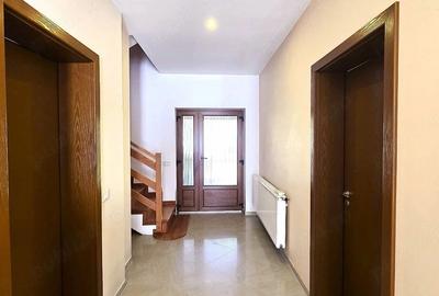 Casă cu 4 camere cu Teren 1000 Mp în Central - 17