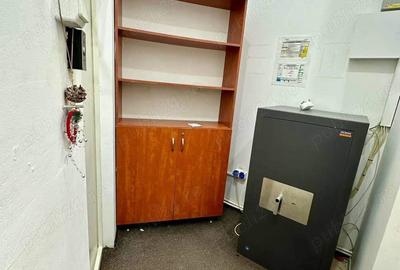 Spațiu comercial, de 40 mp, în Central - 7