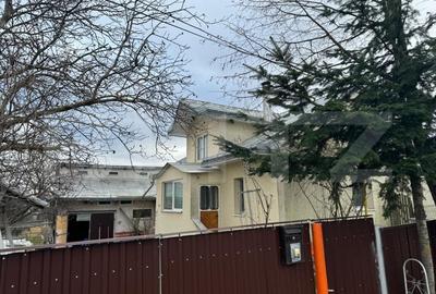 Casa in orasul Siret! - 12