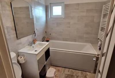 Apartament cu 3 camere decomandat în Narcisa - 5