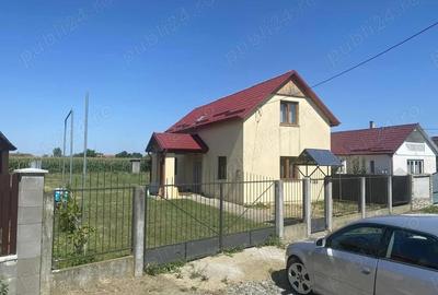 Casă cu 3 camere cu Teren 89 Mp în Central - 8