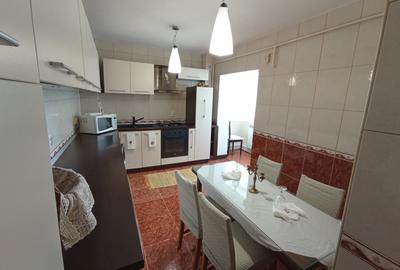 Apartament 3 camere Frumoasa-Continental, decomandat, etaj 4/8 - 4
