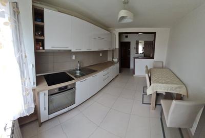 Apartament cu 2 camere decomandat în Decebal - 1