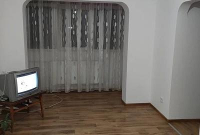 Apartament cu 3 camere semidecomandat în Mihai Bravu - 1