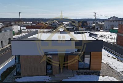 Casă cu 3 camere cu Canalizare în Balotești - 4