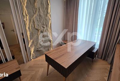 Casă cu 5 camere cu Teren 440 Mp în Central - 2
