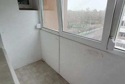 Apartament cu 3 camere 2 bai 2 balcoane Complexul Studentesc - 16