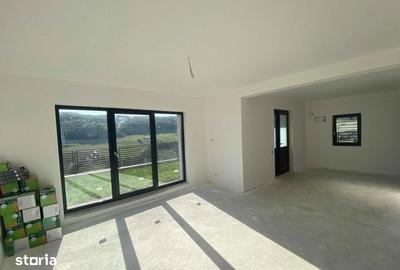 Casă cu 4 camere cu Teren 500 Mp în Baciu - 5