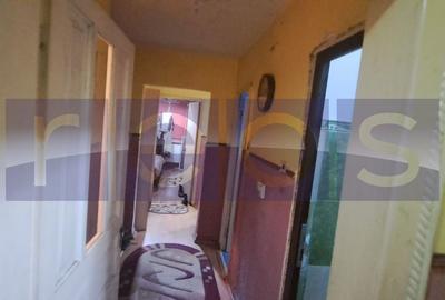 Apartament cu 4 camere decomandat în Ultracentral