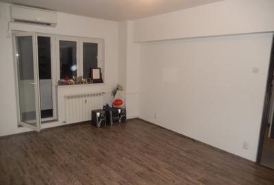 Apartament cu 2 camere semidecomandat în Drumul Sării
