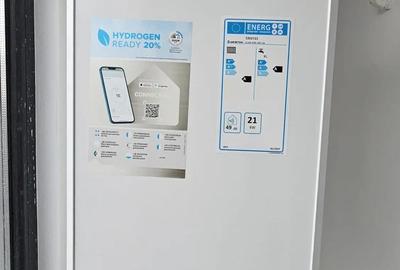 Apartament cu 4 camere decomandat în Central - 2