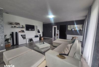 Casă cu 5 camere cu Teren 1800 Mp în Dănești - 9