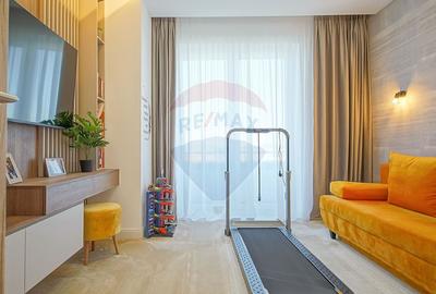 Apartament cu 4 camere decomandat, mobilat în Tractorul - 34