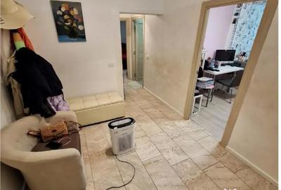 Apartament cu 4 camere decomandat în Cornișa - 2