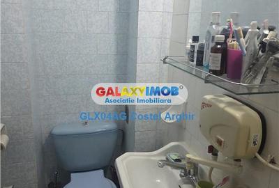 Apartament cu 4 camere decomandat în Central - 3