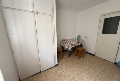 Apartament cu 2 camere semidecomandat în Cetate - 3