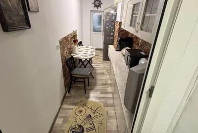 Apartament cu 3 camere semidecomandat în Central - 5