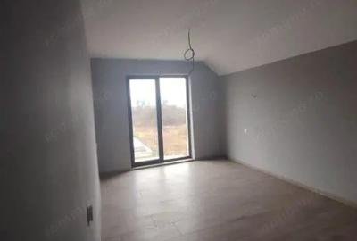 Casa cu etaj la stadiul de semifinisat avansat in Alesd - 6
