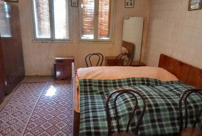 Vamd casa cu gradina - 1