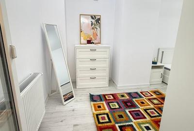 Apartament cu 2 camere decomandat în Trafic Greu - 11