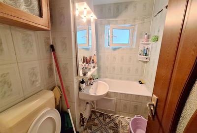 Apartament 3 camere semidecomandat zona Bazinul de Innot - 8