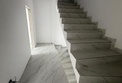 Duplex cu 3 camere cu Canalizare în Central - 10