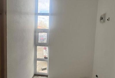 Casă cu 3 camere cu Canalizare în Central - 6
