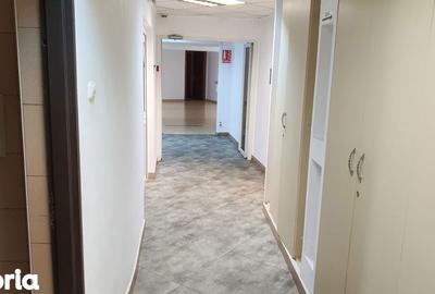 Spațiu comercial, de 1,100 mp, în Cantemir - 7