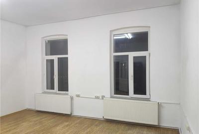 Casa pretabila locuinta sau birou, Central, Brasov - 2