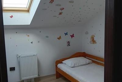 Apartament la mansarda 3 camere cu balcon zona Valea Aurie Apartament la mansarda 3 camere cu balcon zona Valea Aurie - 4