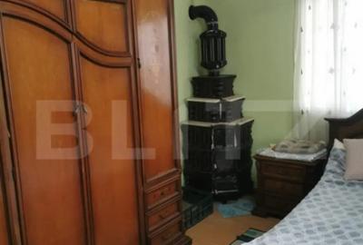 Casă cu 2 camere cu Teren 6500 Mp în Central - 8