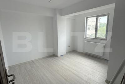 Garsoniera de vanzare, 37 mp, etaj intermediar, zona Burdujeni