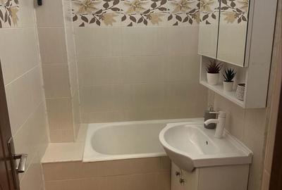 Apartament cu 3 camere semidecomandat în Exterior Vest - 2