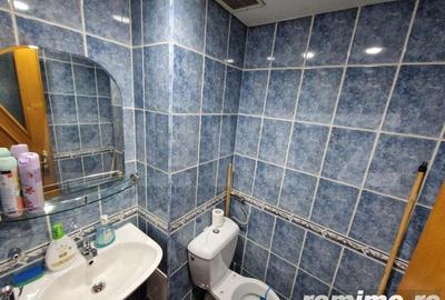 Apartament cu 3 camere decomandat în Ampoi 2 - 3