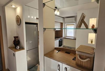 Apartament cu 3 camere în Decebal - 10