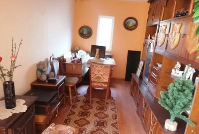 Casă cu 4 camere în Grădinari - 3