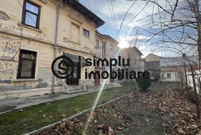 Spațiu comercial, de 500 mp, în Central - 12