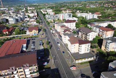 Spatiu Comercial de Vanzare 780 mp utili - Vitrina 63 m - Locatie buna - 12