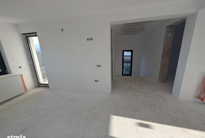 Casă cu 4 camere cu Teren 740 Mp în Hemeiuș